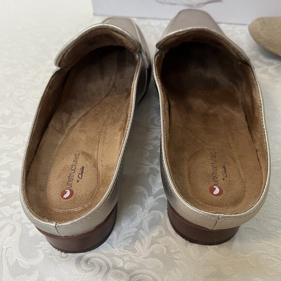 NEW Clarks Women 9M Keesha Donna Gold Metallic Leather Slip On Open Back Mules - Picture 7 of 9